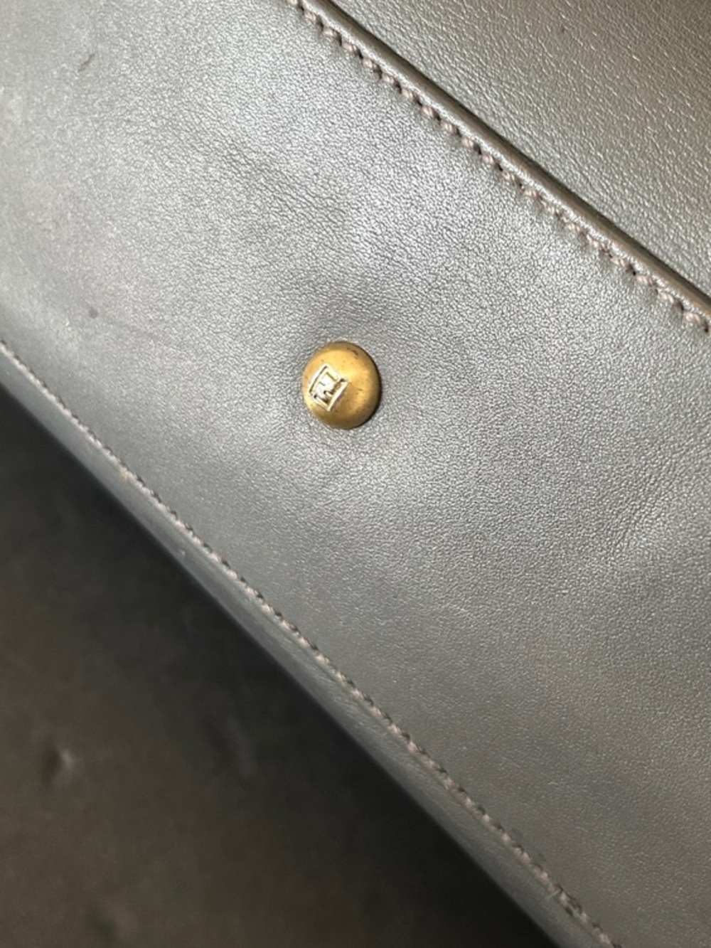 Gray Leather Top-Handle Women’s Bag - Picture 12 of 17